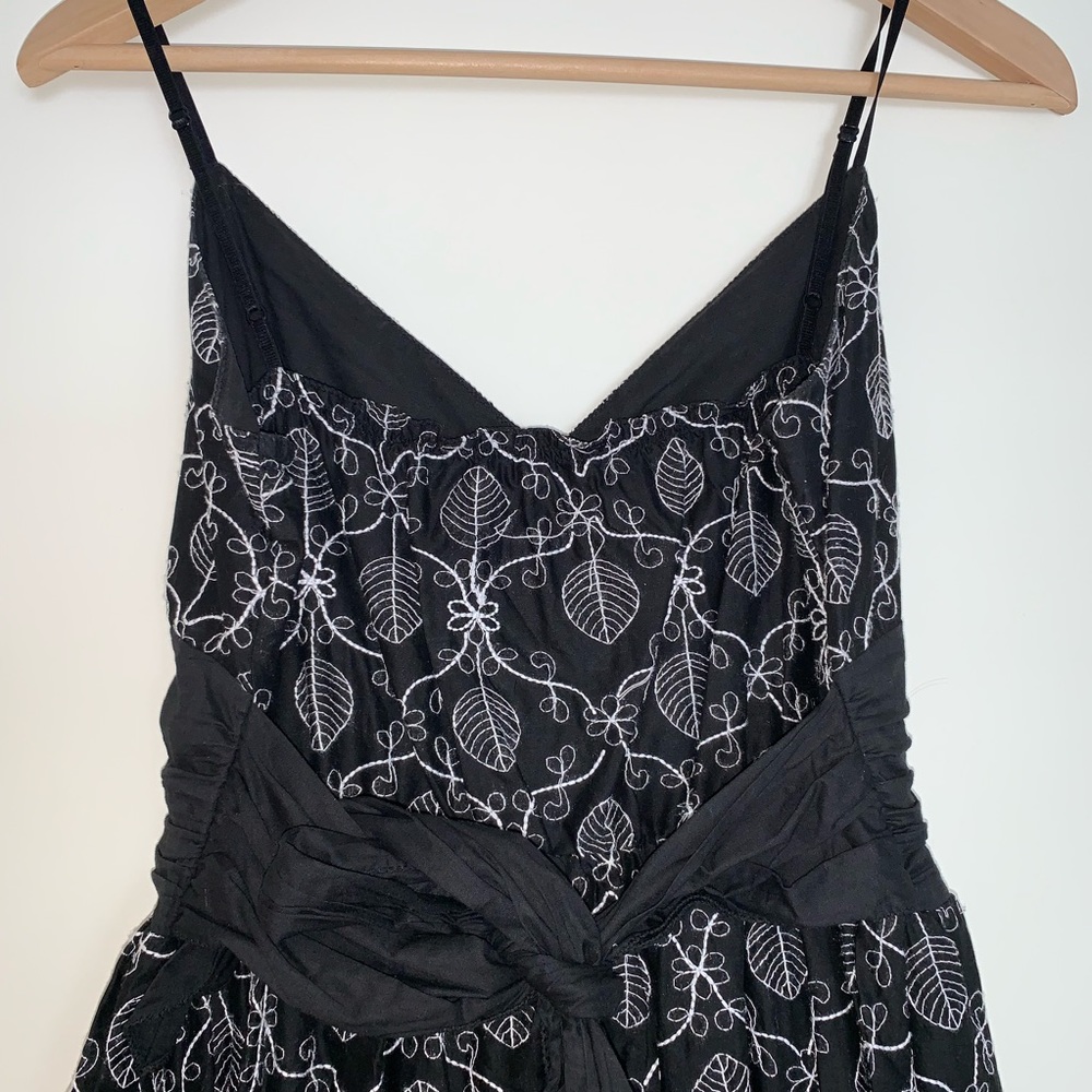 Embroidered Dress - Picture 3 of 5